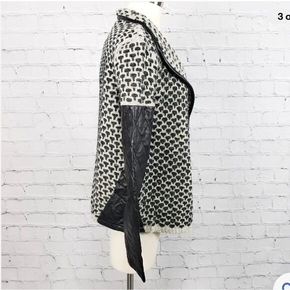 BLVD Women's Jacket Drape Over Quilted Sleeve Casual Black Beige One Size - Picture 8 of 10